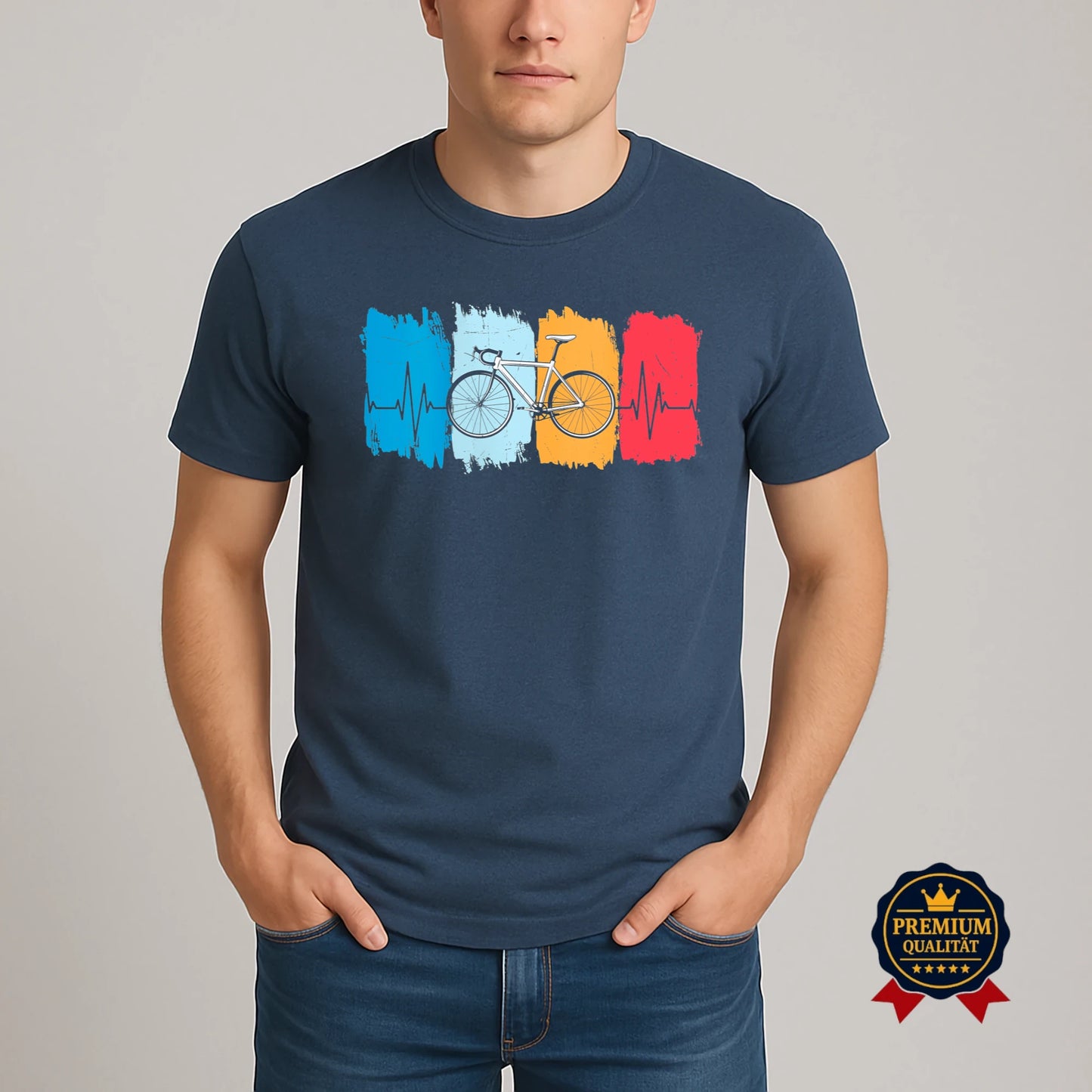Dunkelblaues Fahrrad T-Shirt mit farbiger Herzschlaglinie – auffällig, modern und perfekt für aktive Biker.