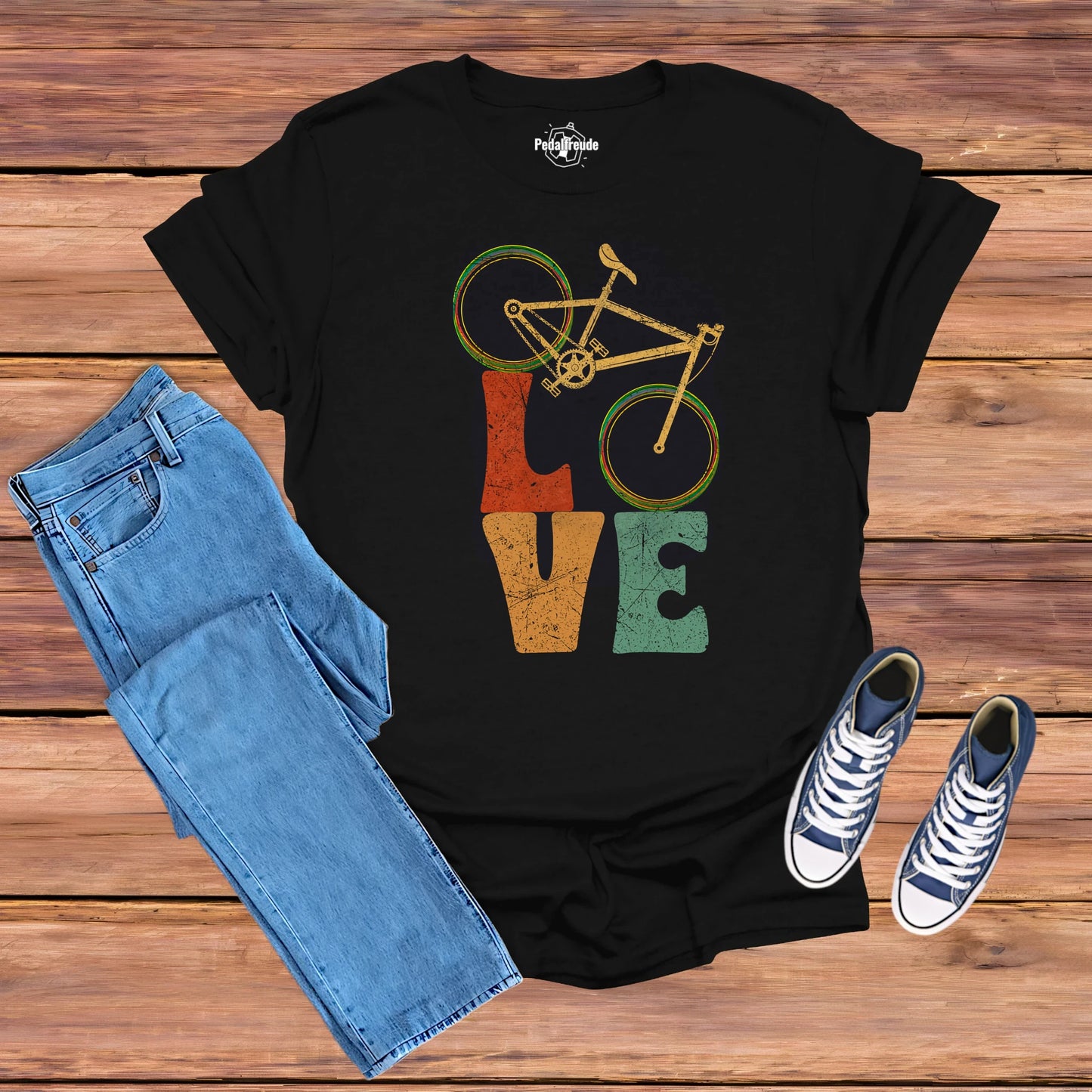 LOVE Fahrrad T-Shirt – Retro Design für Radliebhaber