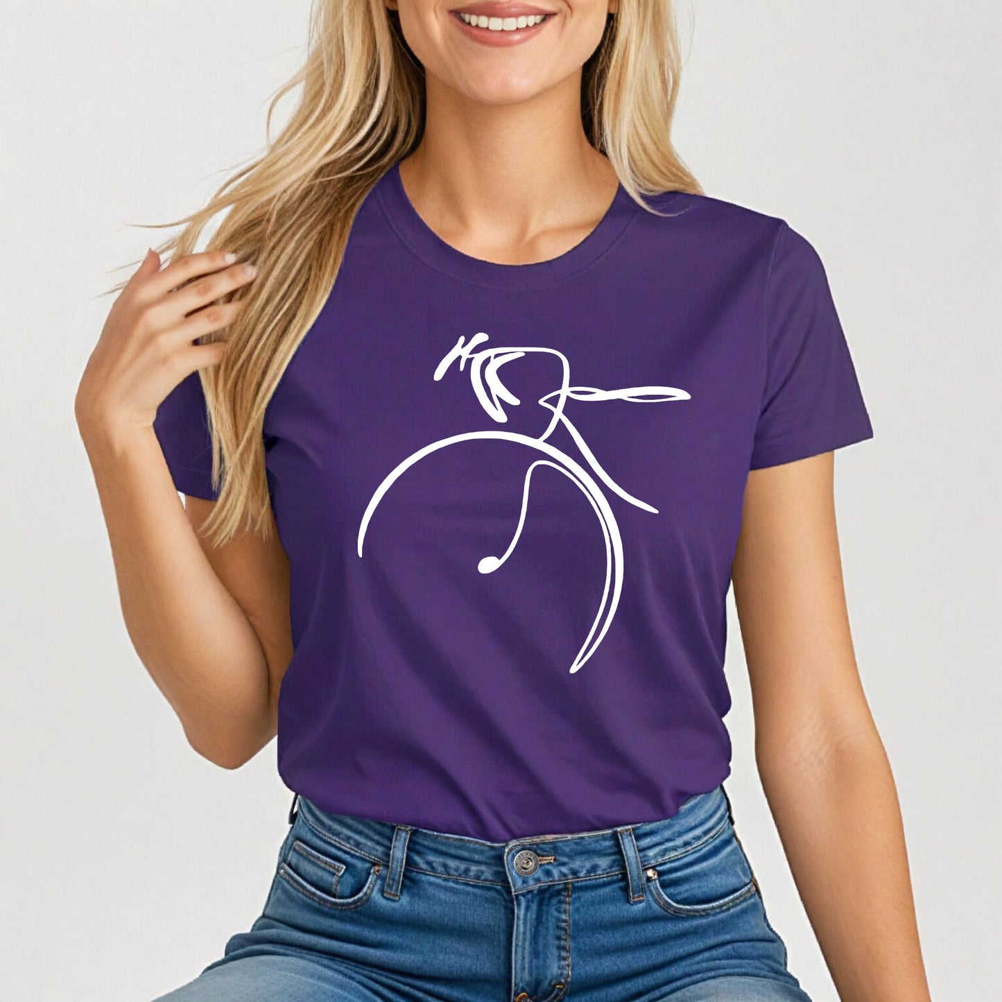 Minimalistisches Damen-T-Shirt mit elegantem Fahrraddesign in Lila, perfekt für Radfahrerinnen.