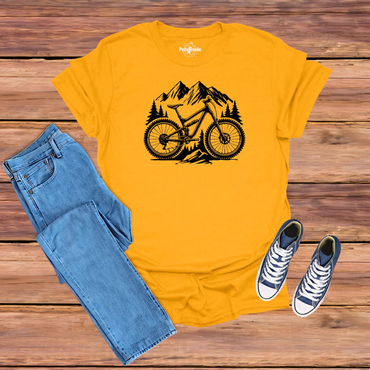 MTB in den Bergen – Minimalistisches T-Shirt für Bike-Fans