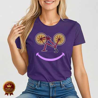 Lila Damen Fahrrad T-Shirt mit originellem Smiley aus Fahrradteilen – kreativ, modern und stilvoll