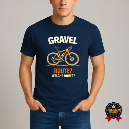 Farbvariante French Navy: Gravel T-Shirt „Route? Welche Route?“ am Model, Vorderansicht