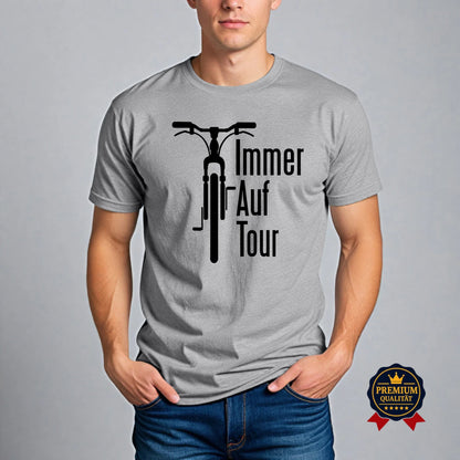 Immer Auf Tour – Fahrrad T-Shirt in Gelb, Grau & Weiß für Radfahrer