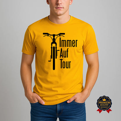 Immer Auf Tour – Fahrrad T-Shirt in Gelb, Grau & Weiß für Radfahrer