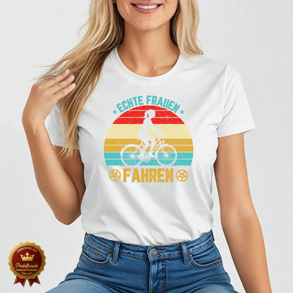 Echte Frauen fahren – Retro Fahrrad T-Shirt für Damen
